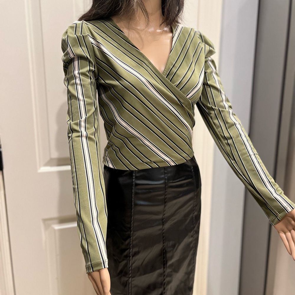 Green Long Sleeve Stripe Blouse